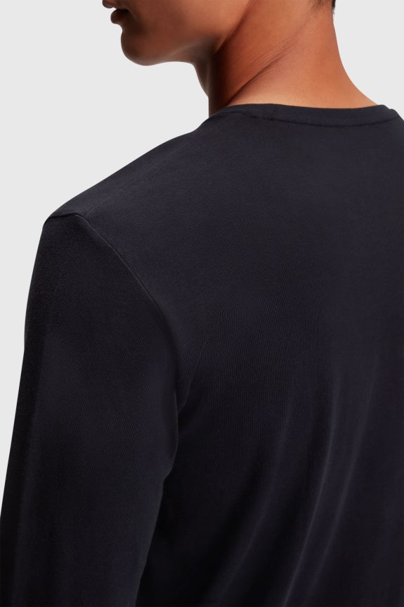 camiseta com estampa de logo homens Esprit preto Camisetas 82P6TP862